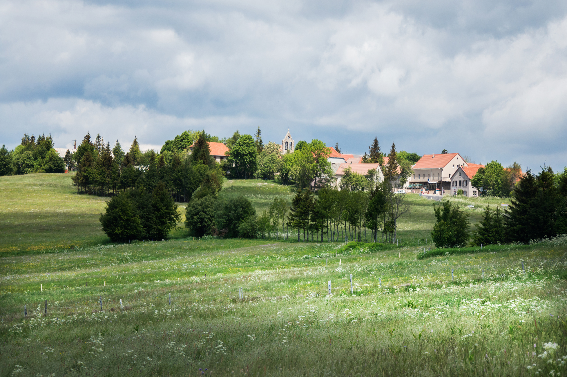 Village de Lachamp-Raphael