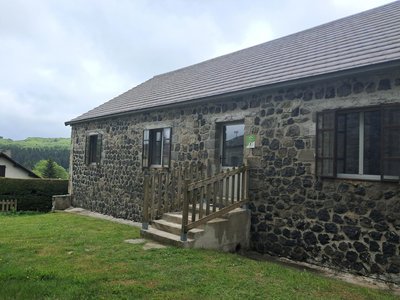Entrée des gîtes Les Myrtilles et Violettes