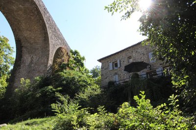 Maison sous le Pont