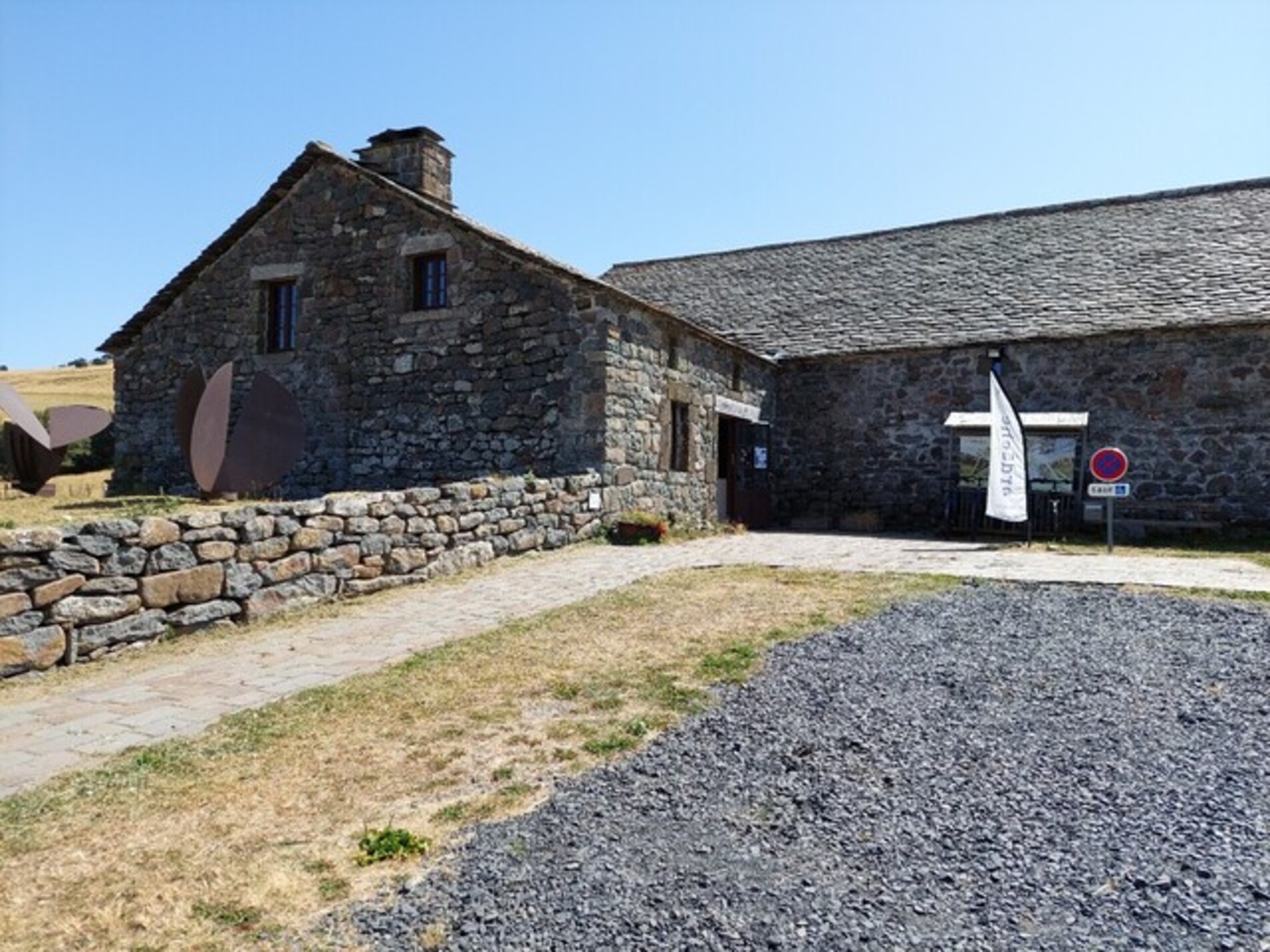 Ferme de Bourlatier_Sagnes-et-Goudoulet