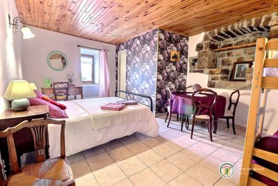 La chambre familiale 1 lit en 140 et 1 lit en 90