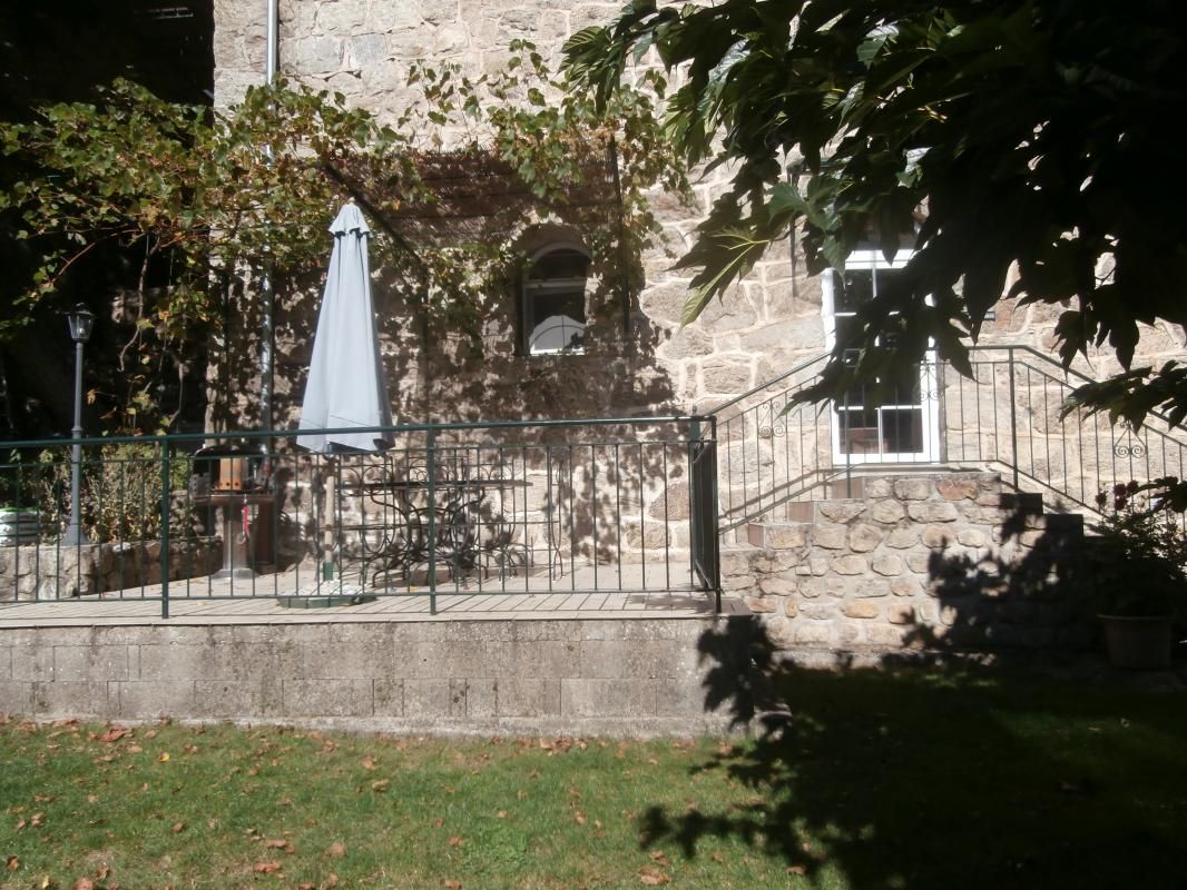 Terrasse de la Grande Cave