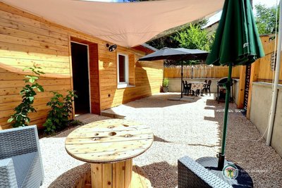 Les espaces extérieurs du gîte