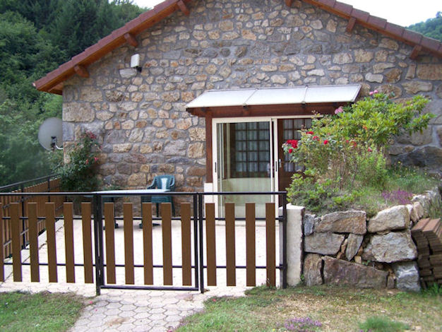 Studio M. Ploye Christian.