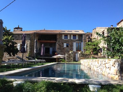 Gîte Grand Paradis (Art en Route) à Chassiers, Ardèche (France)