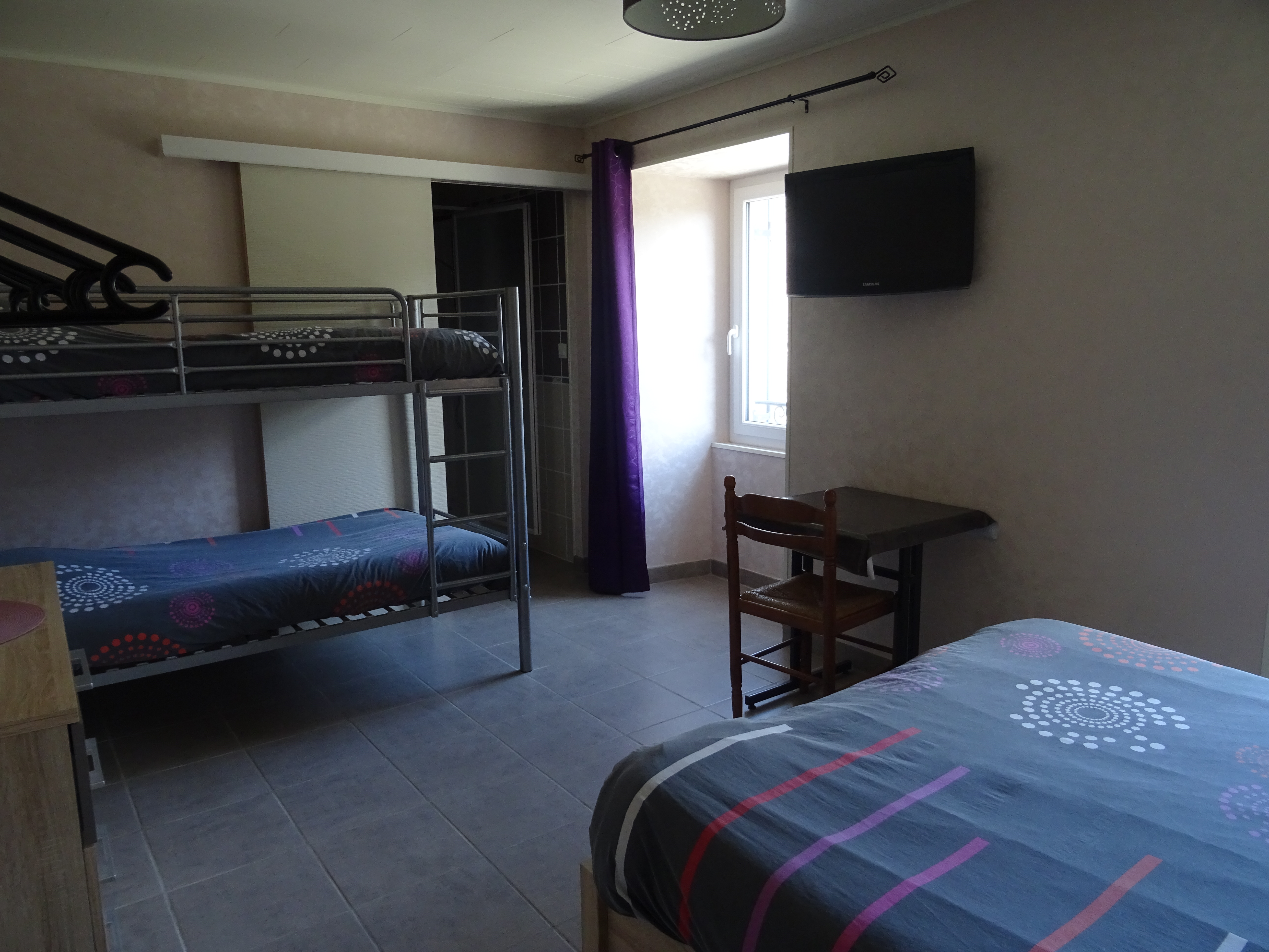 Exemple de chambre dans la chambre d'hôtes Retour aux Sources à Meyras