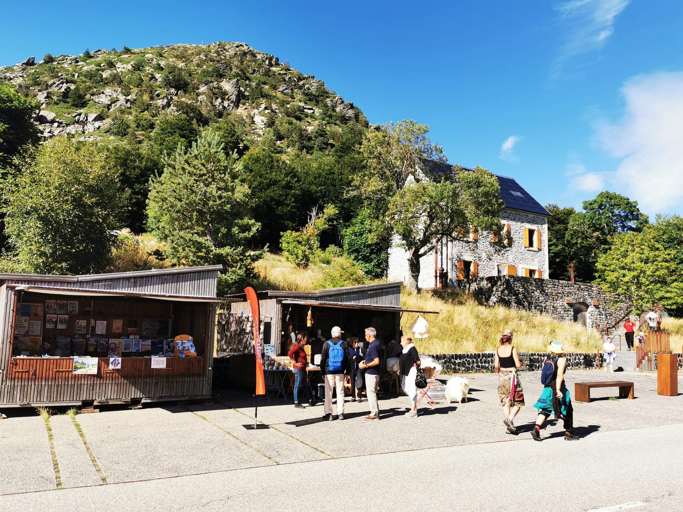 Maison de site du Mont Gerbier-de-Jonc_Saint-Martial