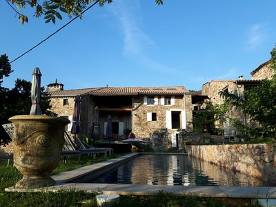 Gîte Grand Paradis (Art en Route) à Chassiers, Ardèche (France)