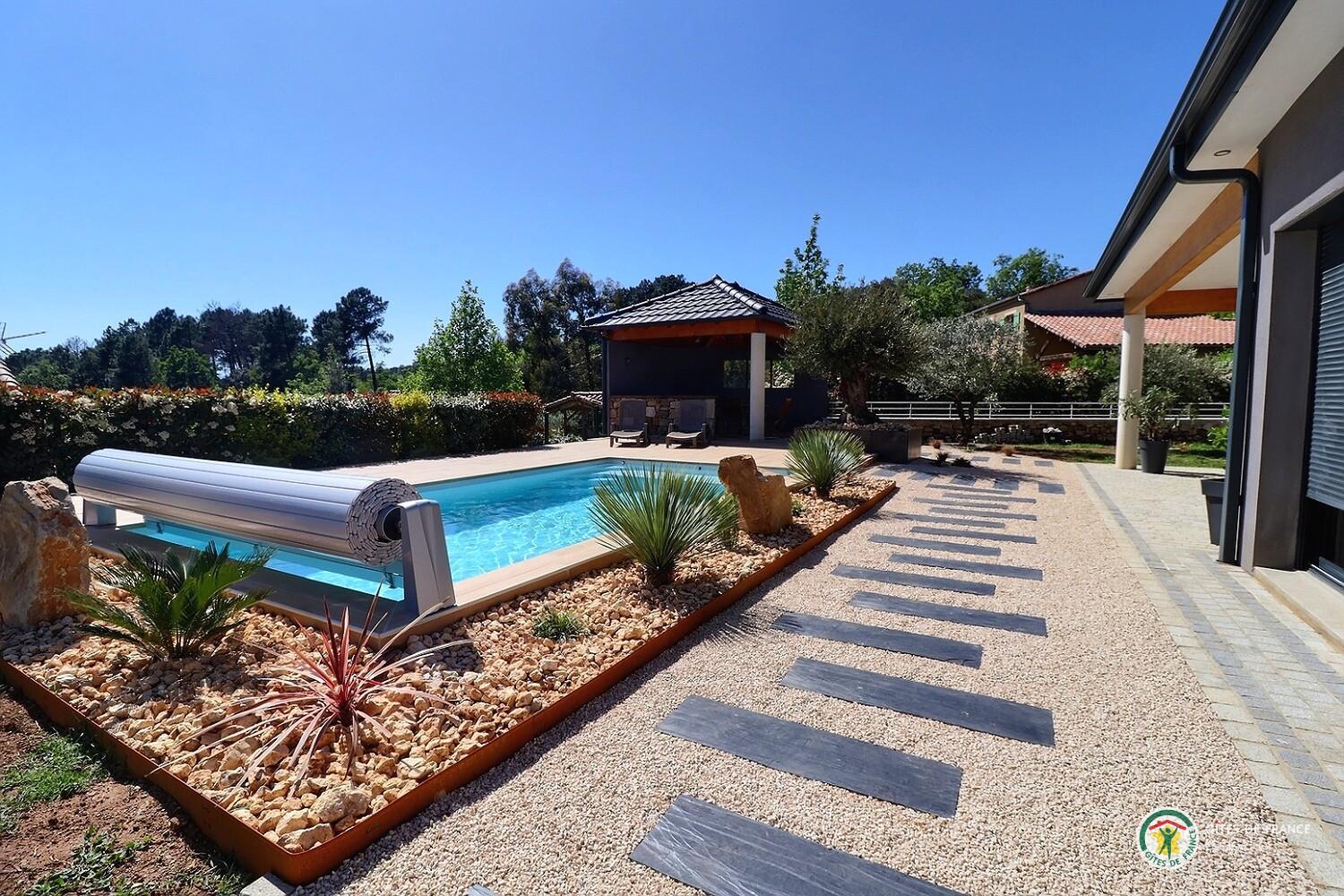 La piscine privative et son environnement