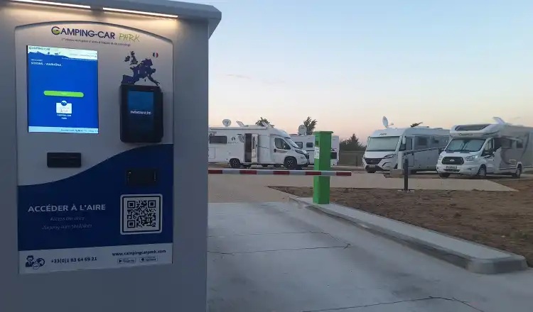 Aire de service camping-cars_Soyons