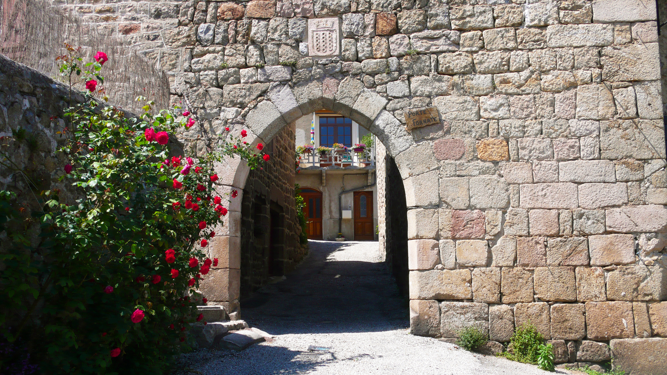 Porte Fornate
