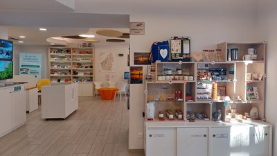Intérieur - boutique et espace d'accueil