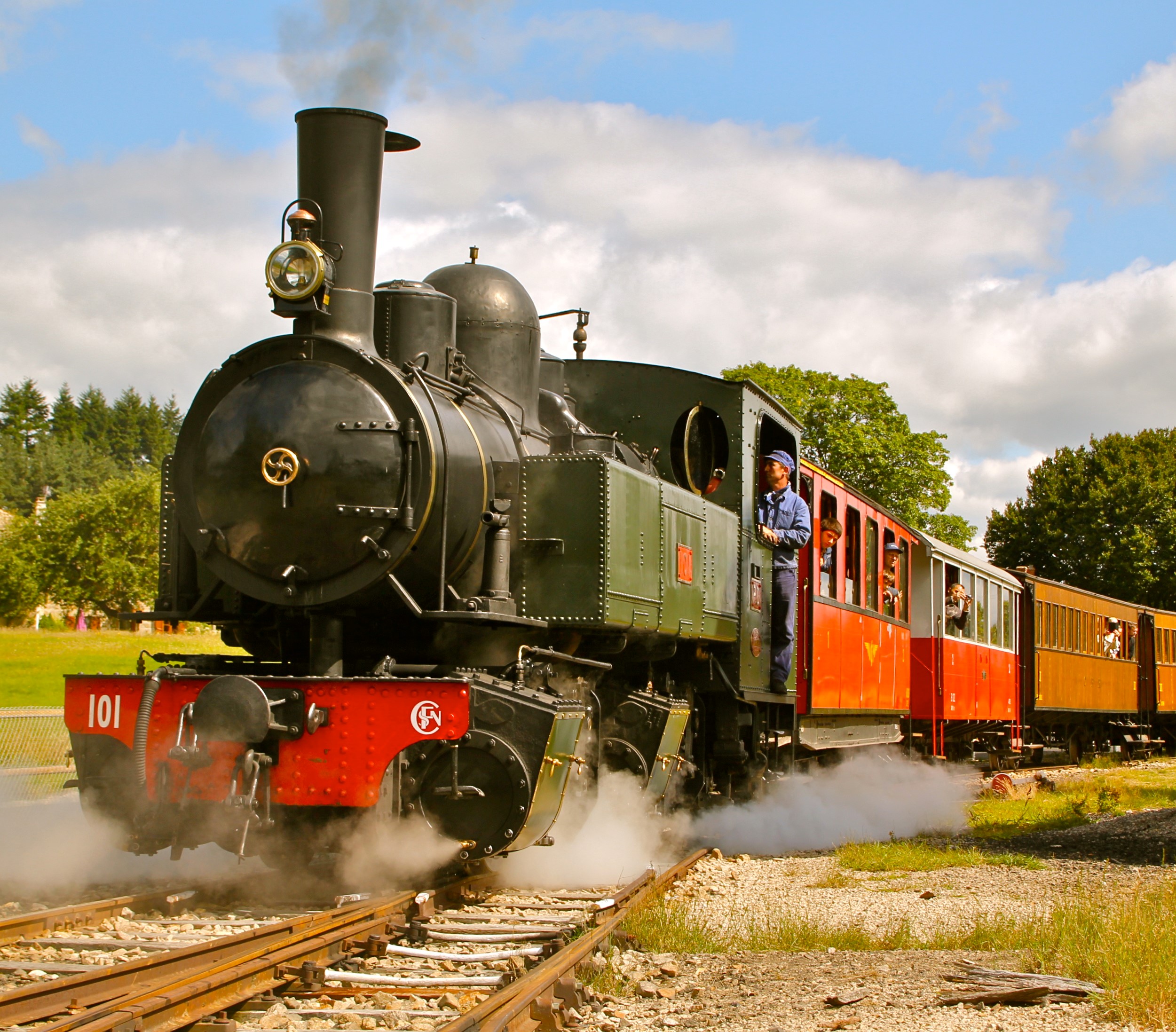 Velay Express