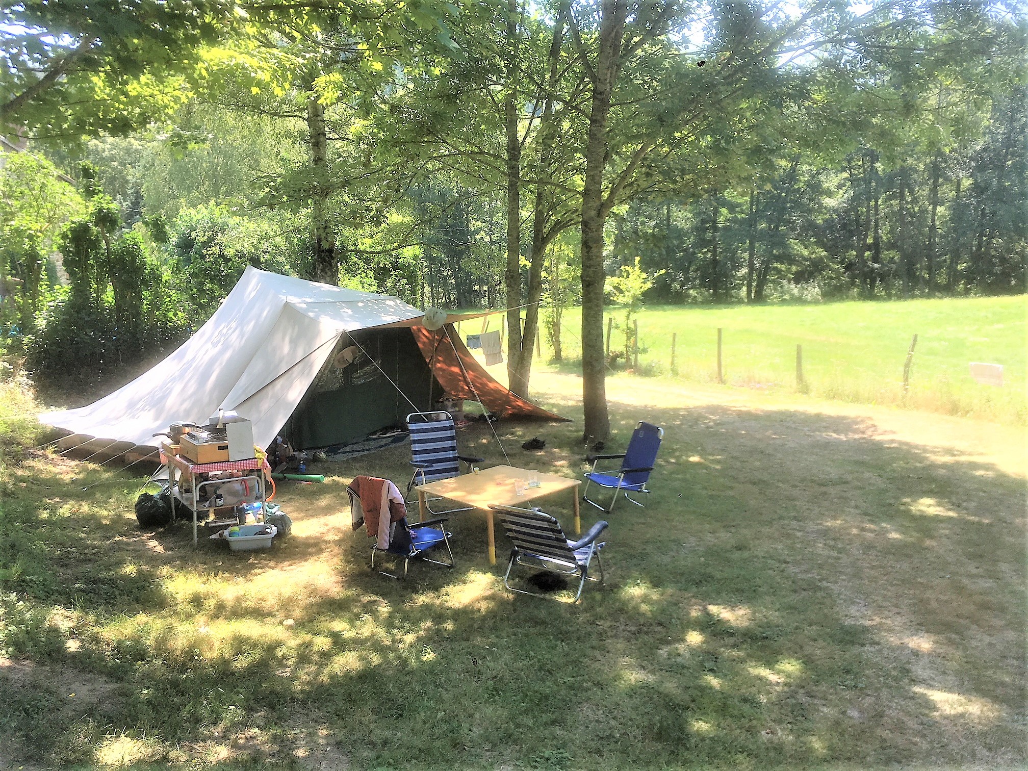 Zone de bivouac au Domaine de Clarat_Lafarre
