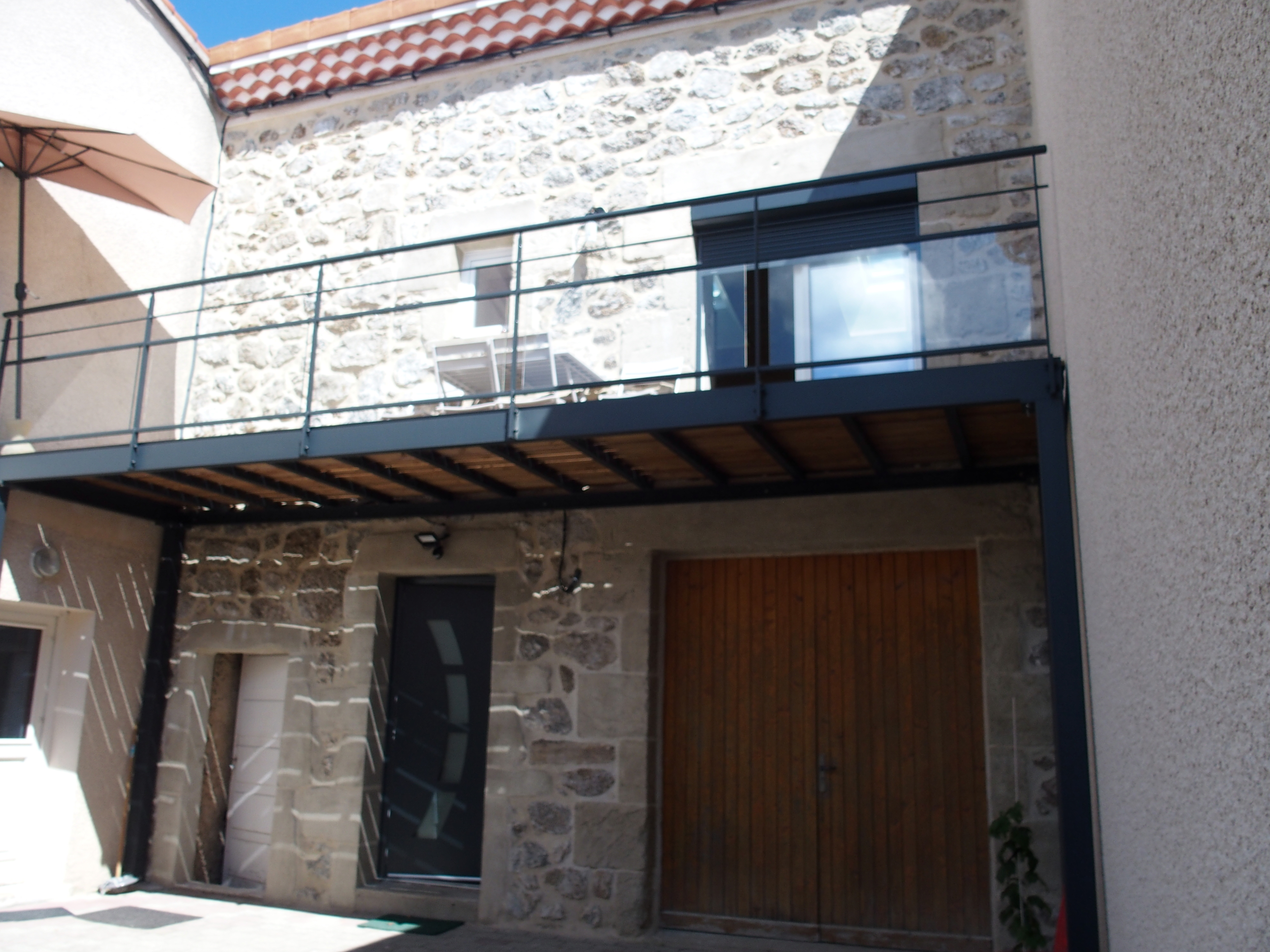 Entrée dans cour privée