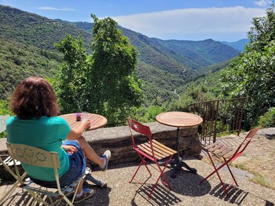 Vue depuis le village de Thines