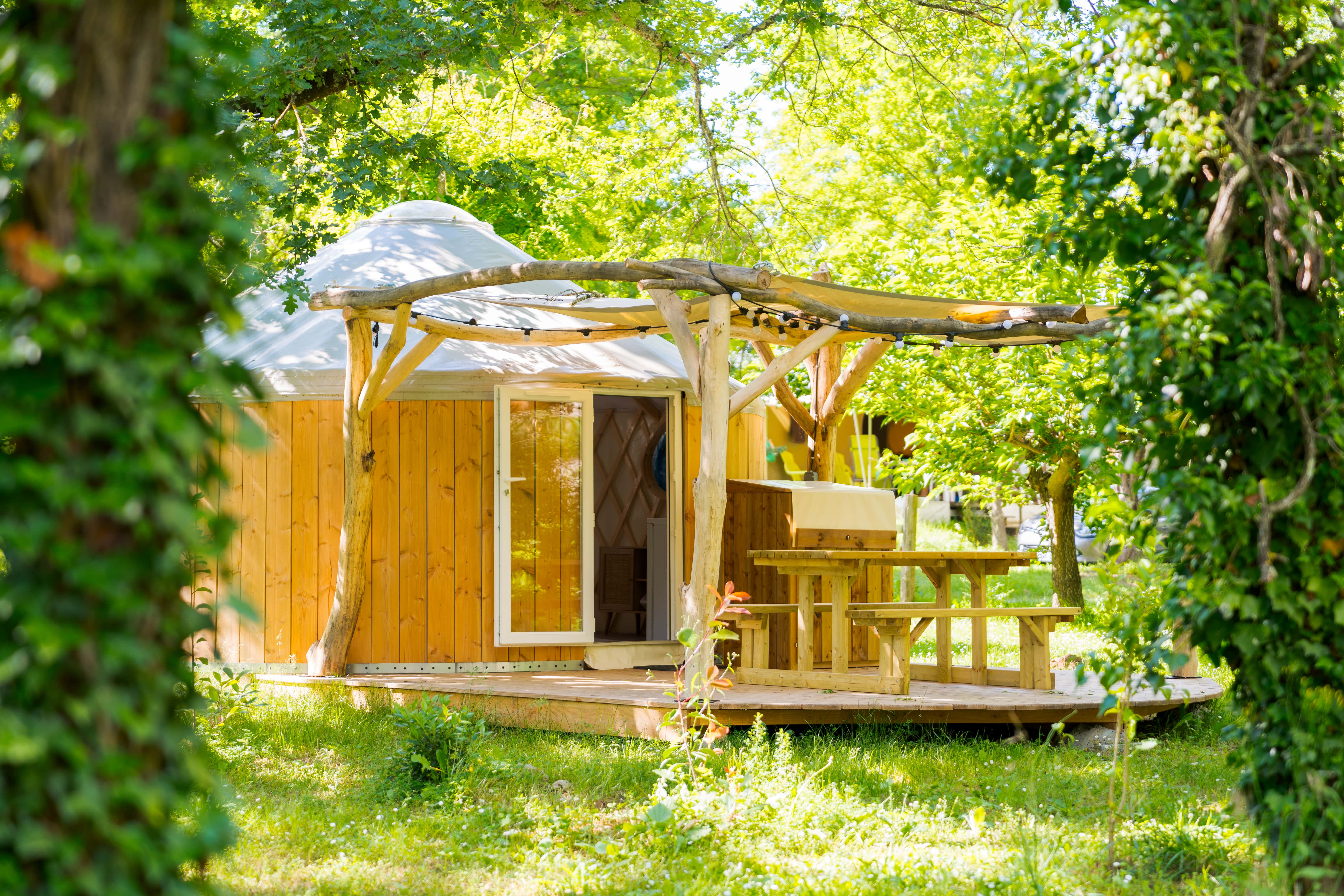 Village Nature Zen - Camping La Turelure : Yourte Cocoon_Uzer