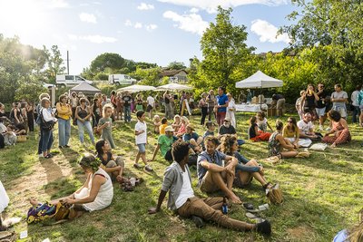 Marché de producteurs et artisans locaux_Chambonas