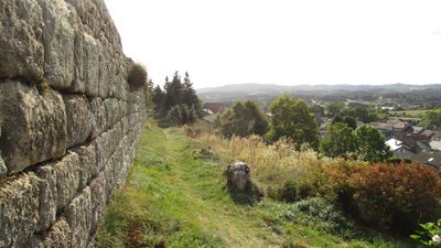 Rempart qui entourait la ville close