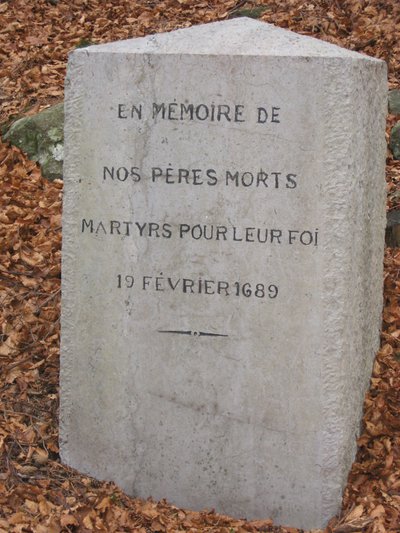 Pierre commémorative au Serre le Pal