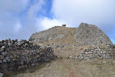 Les prismes du volcan du Don