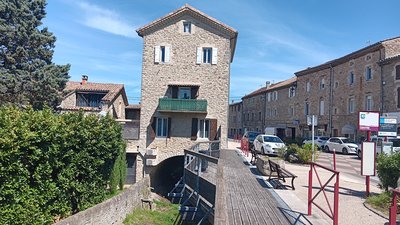 Maison Auzas, anciens atelier de grainage