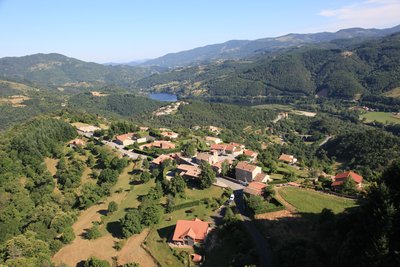 Vue aérienne du village de St Cierge