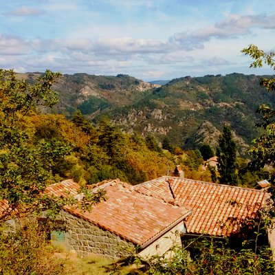 Vue panoramique sur la Vallée de l'Eyrieux depuis le hameau Le Bois