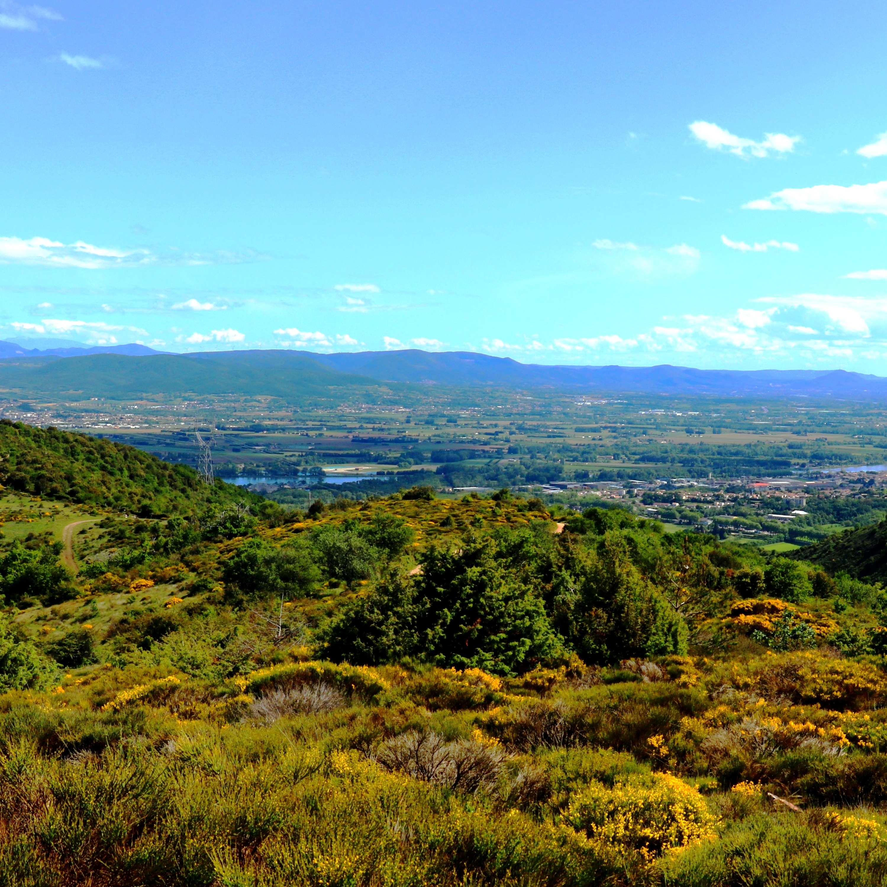 Vue sur la Vallée du Rhône depuis les abords du hameau Goutaillé