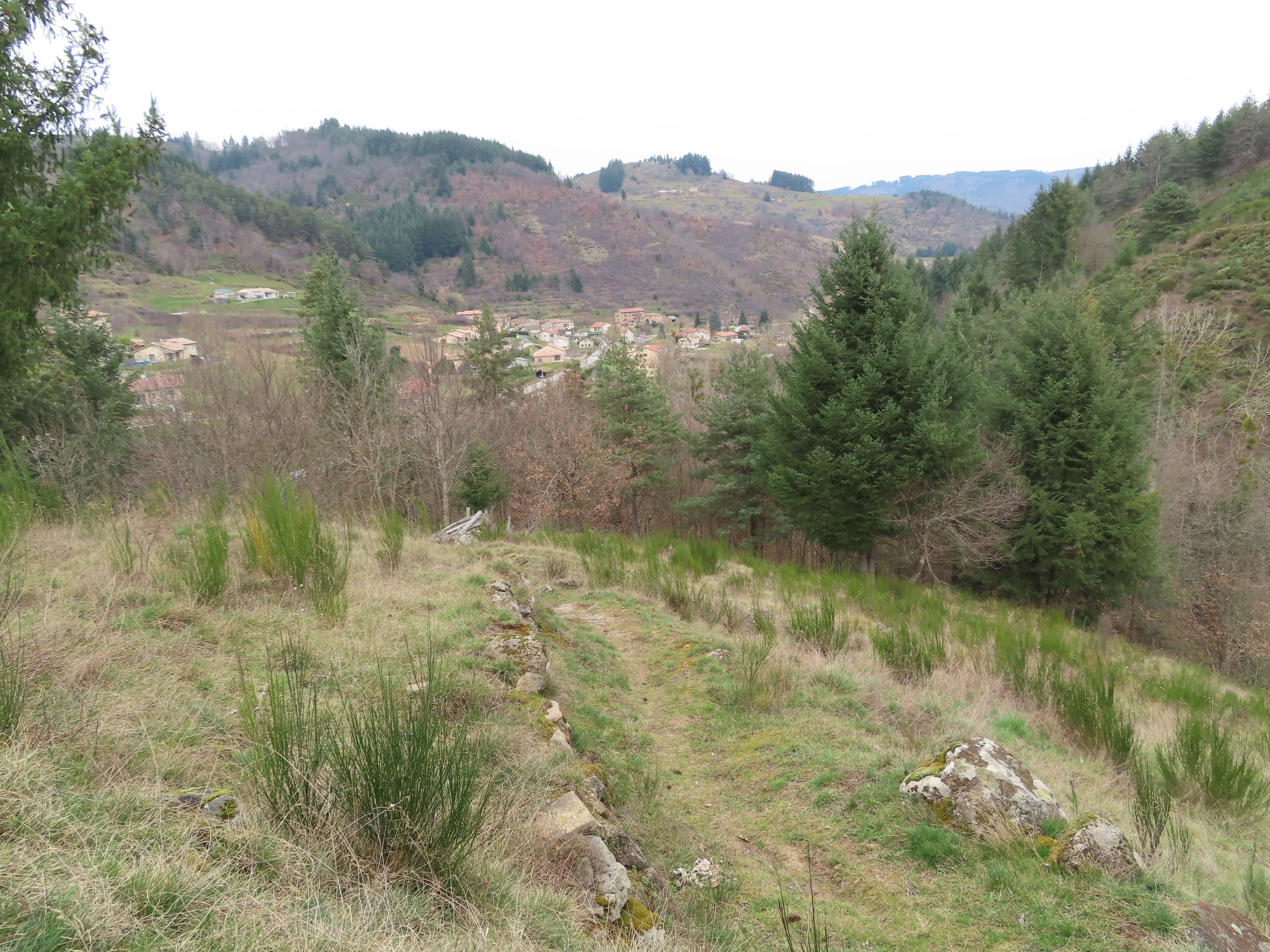 Sentier au dessus de l'Eysse