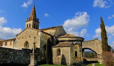 église Romane de St-Julien-du-Serre