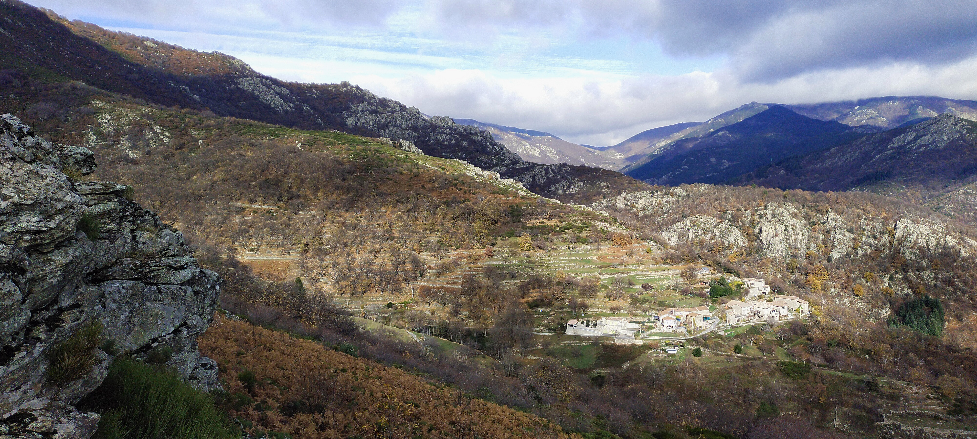 Hameau des Auches et haute vallée de la Volane