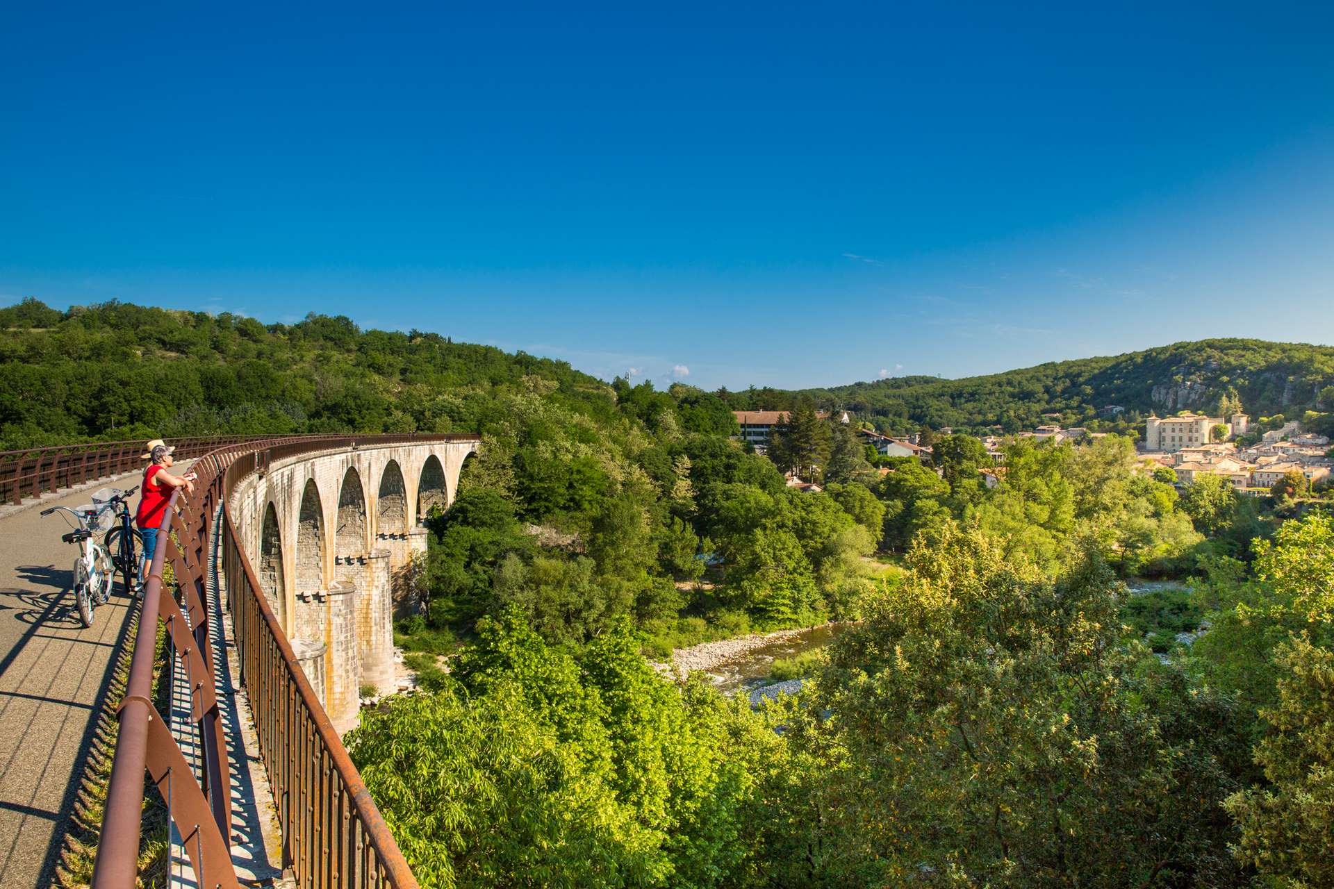 Le viaduc de Vogüé