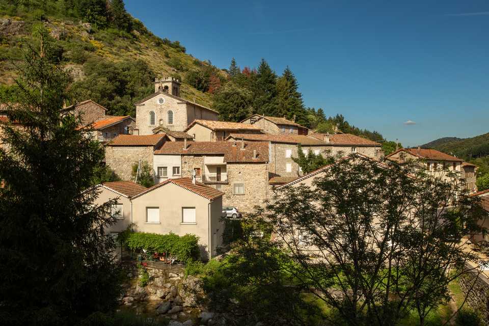 Maisons du centre de Barnas